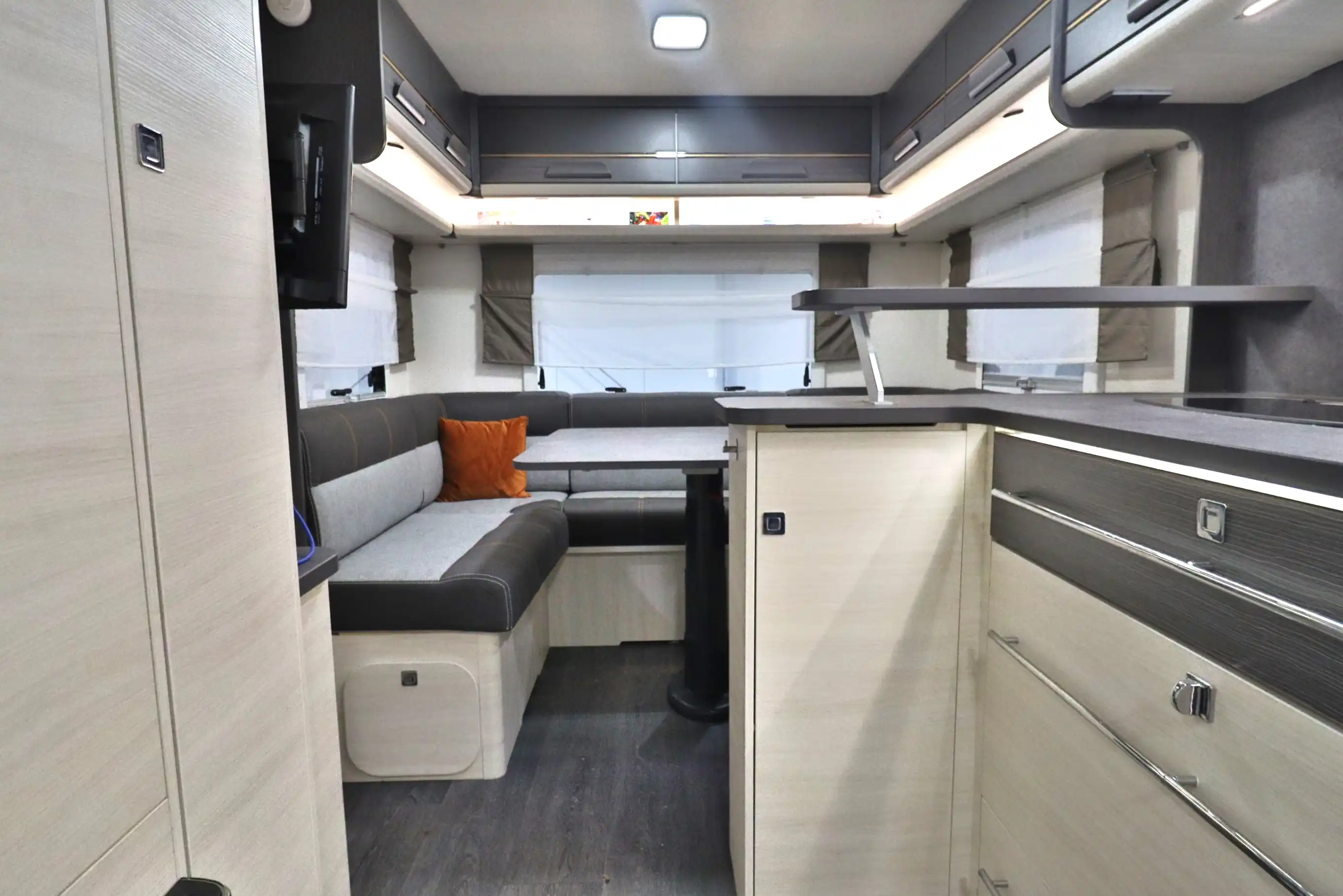 CARAVELAIR Artica 520